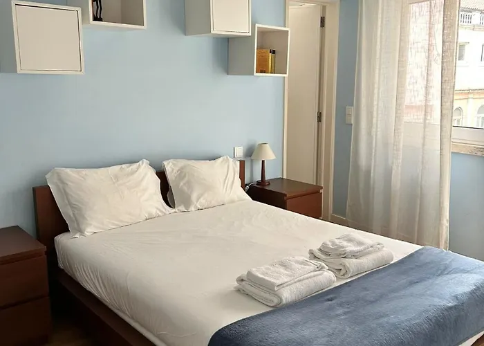 Sunny In 아파트 *